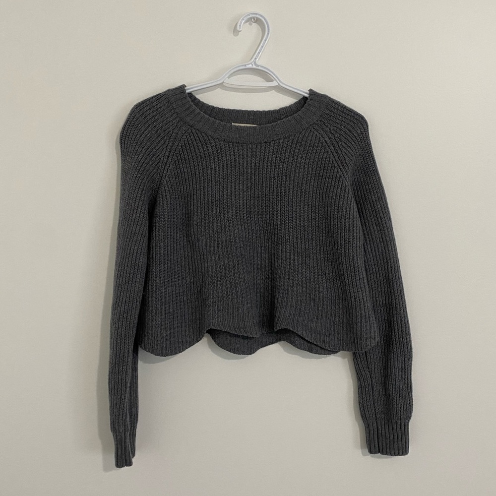 Wilfred scalloped long sleeve crop top